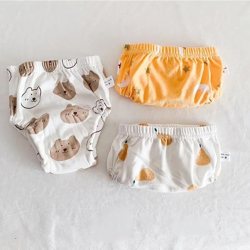 Treinamento no penico Treinamento no banheiro Treinamento de toalete Treinamento de higiene Transição para o penico Suporte no desfralde Roupa para desfralde Roupa de treinamento Roupa de transição Praticidade no desfralde Independência no penico Facilitador de desfralde Desfralde sem estresse Desfralde infantil Cuequinha para desfralde Cueca para meninos Cueca para crianças Cueca de aprendizado Conveniência no desfralde Conforto para crianças